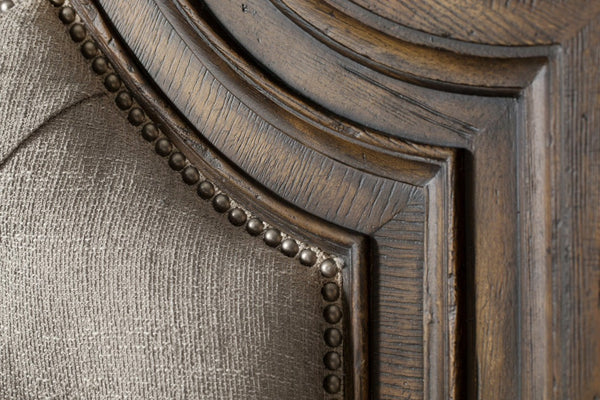 Hooker Furniture Fair Oaks Rustic California King Upholstered Bed With Button-Tufted Headboard, Two-Tone Distressed Finish 5960-90860-MULTI