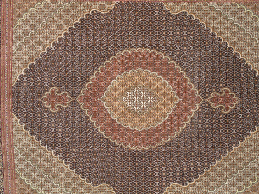 Pasargad Baku Collection Hand-knotted Silk & Wool Area Rug - Timeless Elegance For Your Home   Mahi 8x10