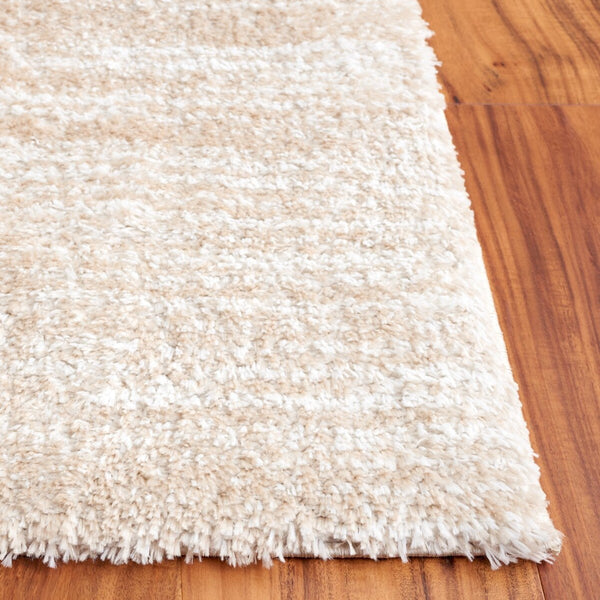 Safavieh Tahoe Shag 653 Power Loomed 60% Polypropylene, Jute 40% Shag Rug Ivory / Gold THO653D-9