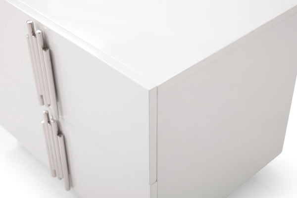 VIG Furniture Token Modern White & Stainless Steel Dresser With 6 Soft-Close Drawers, High-Gloss Luxe Finish, 64" VGVCJ815-WHT-DRS