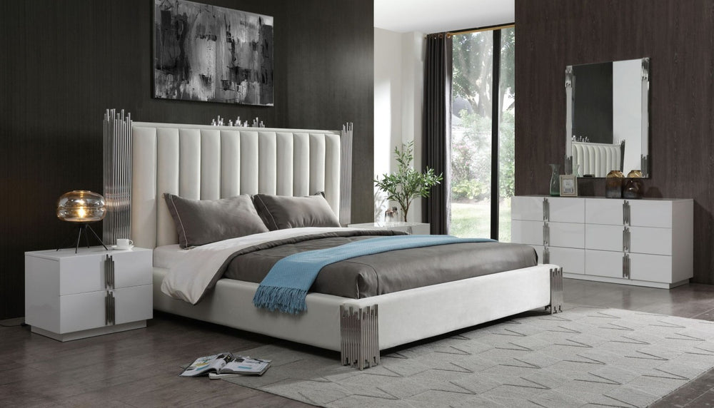 VIG Furniture Token Modern Eastern King White Pu Bed With Stainless Steel Accents, Slat Support, 528 Lb Capacity VGVCBD815-WHT-BED-EK