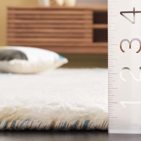 Safavieh Tribeca 116 Hand Knotted  Rug Blue / Ivory TRI116A-9