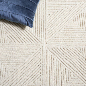 Safavieh Textural 103 Hand Tufted Modern Rug Ivory 8' x 10'