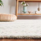 Safavieh Textural 302 Hand Tufted Contemporary Rug Sage / Ivory 8' x 10'