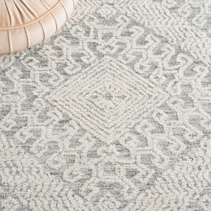 Safavieh Textural 302 Hand Tufted Contemporary Rug Sage / Ivory 8' x 10'