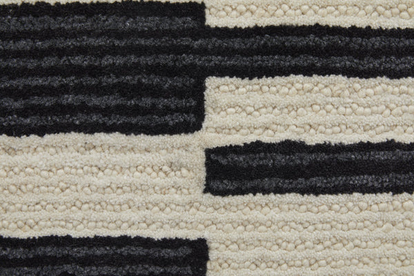 Feizy Rugs Maguire Hand-tufted Wool Area Rug With Geometric Patterns - Modern, Stain-resistant, Pet-friendly Design Ivory,Black Wool,Nylon Mgr8901fivyblkf00