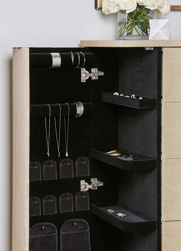 Hooker Furniture Nouveau Sandstone Five-Drawer Chest With Jewelry Storage, Cedar Lined Bottom, Nickel Hardware Chic 6500-90010-80