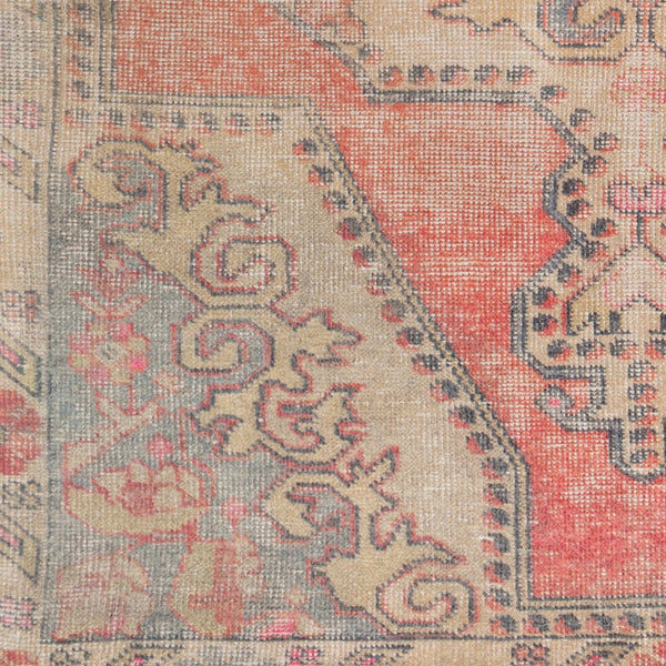 Surya Unique Unq-2310 2'6" X 4' Hand Tufted Rug – Timeless Elegance, Soft Comfort, And Durable Design Red Polyester Unq2315-264