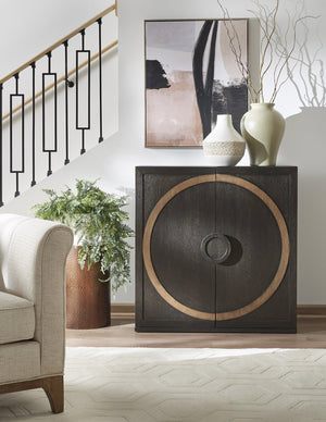 Pulaski Furniture 2-door Accent Chest With Adjustable Shelves & Elegant Design - Stylish Storage For Modern Spaces Black Quartered Oak Veneer P301795-pulaski