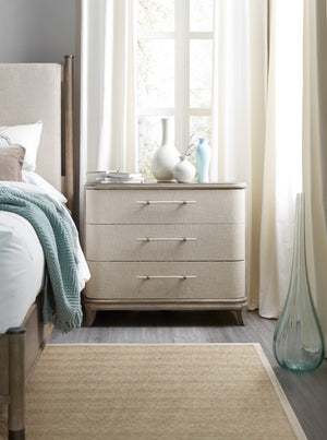 Hooker Furniture Affinity Greige Sand‑Blasted Bachelor's Chest With Fabric Drawer Fronts, Felt & Cedar Liners, Dimmer 6050-90017-GRY