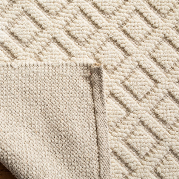Safavieh Vermont 304 Hand Woven  Rug Ivory VRM304A-2