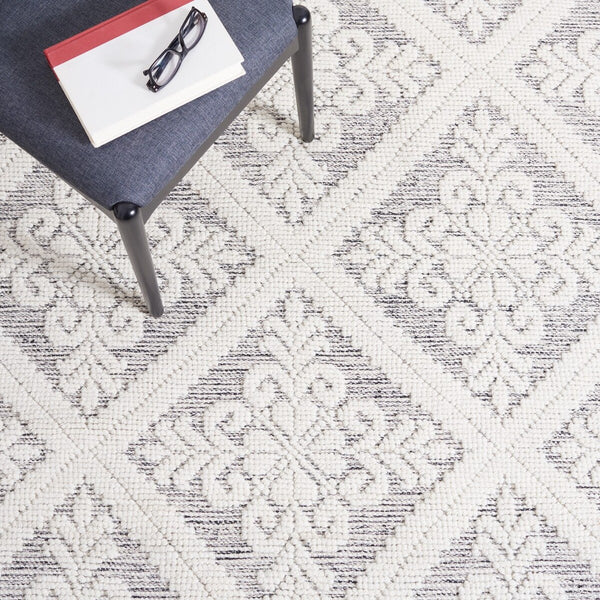 Vermont Hand Woven 100% Wool Pile Rug - Luxurious Softness and Timeless Elegance for Any Space