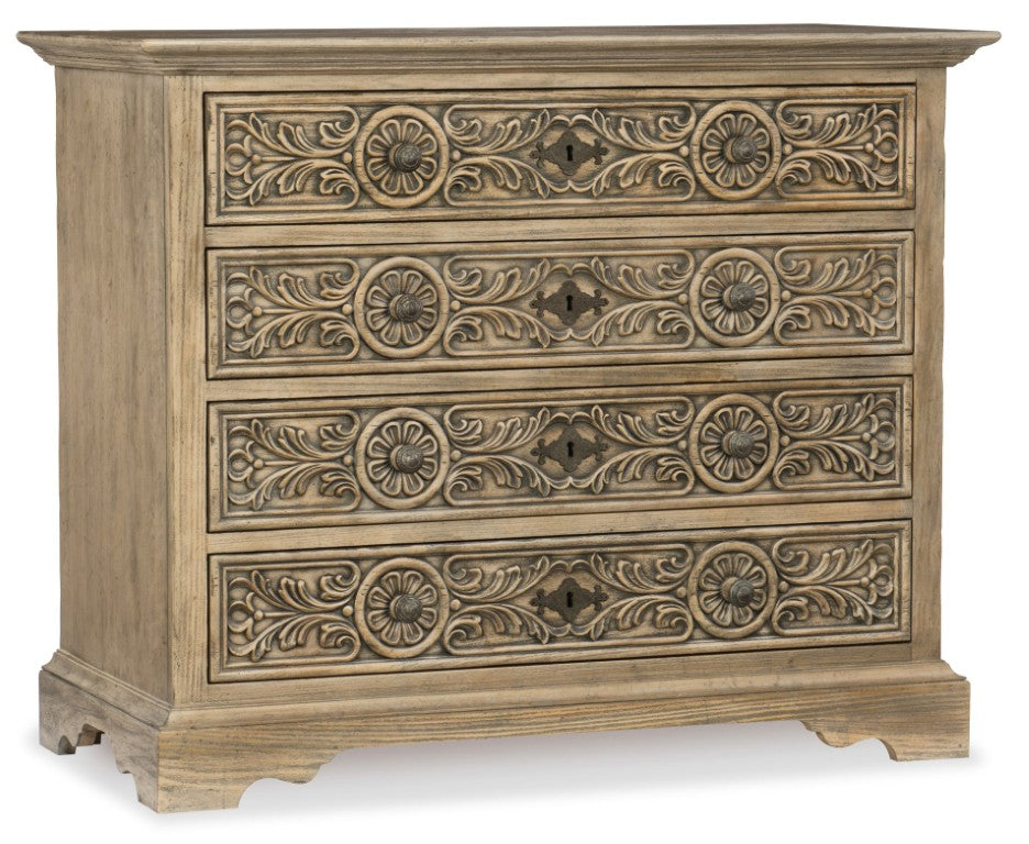 Hooker Furniture Floresville Bachelors Chest Sandstone Carved Gambel Oak, 4-Drawer Rustic Dresser With Usb & Light 5960-90017-MWD