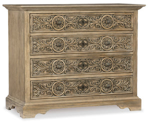 Hooker Furniture Floresville Bachelors Chest Sandstone Carved Gambel Oak, 4-Drawer Rustic Dresser With Usb & Light 5960-90017-MWD
