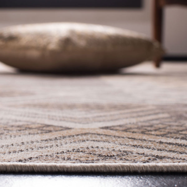 Vintage Power Loomed Rug – Luxurious Viscose Blend, Non-Slip, Elegant Design for Any Space