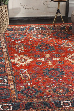 Safavieh Vintage Hamadan 214 Power Loomed Transitional Rug Orange / Blue VTH214C-5SQ