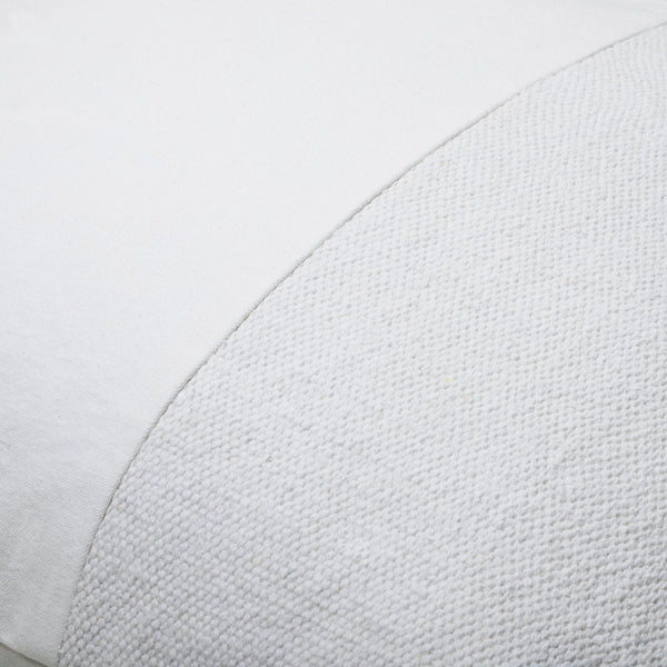 Surya Vitruvian 18" Accent Pillow Cover - Stylish Cotton Design With Intricate Pattern For Home Decor Upgrade White Cotton,Cotton Vtn001-1818p