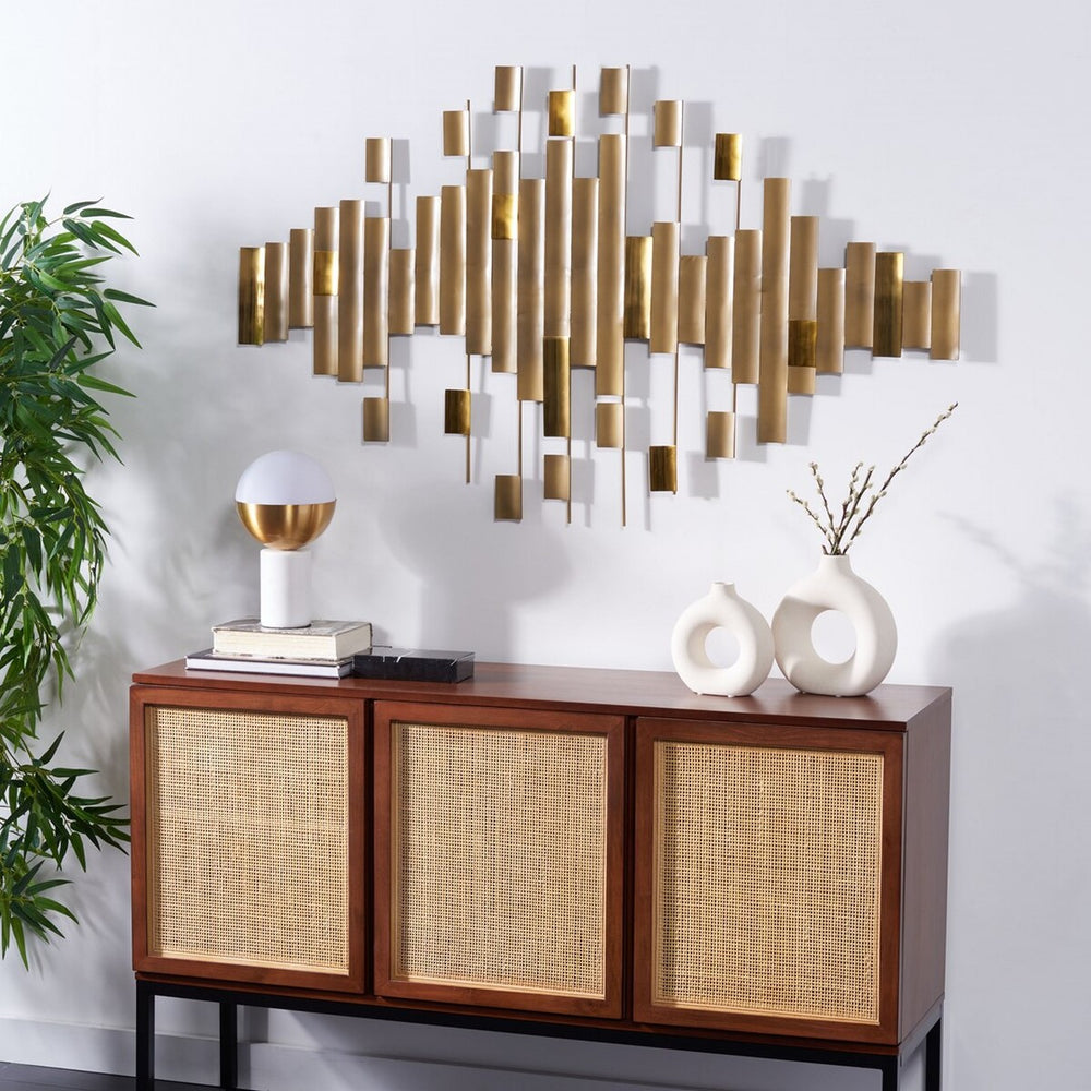 Safavieh Rena, 32 Inch, Antique Brass, Iron/Steel Wall Decor ​ XII23 Antique Brass Powder Coating WDC1029A​