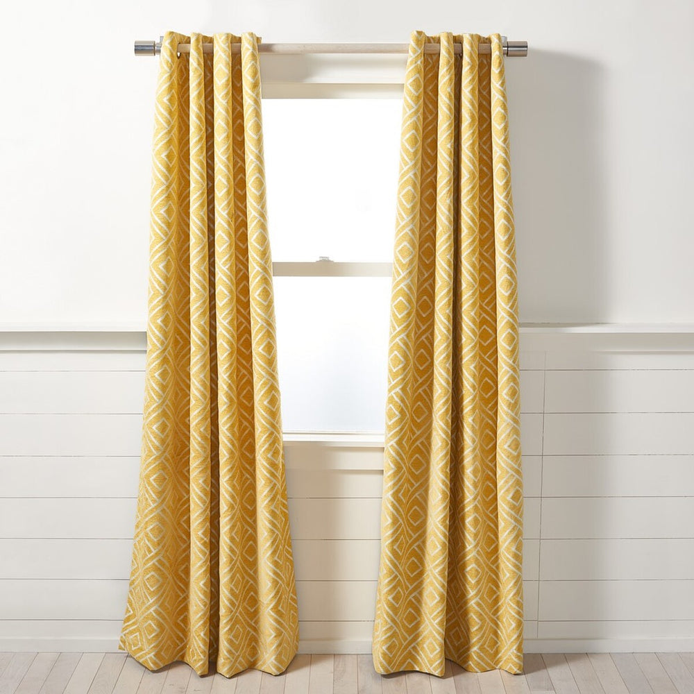 Safavieh Cecille Window Treatment/Yellow XII23 Yellow 100% Polyester WDT1056A-5296