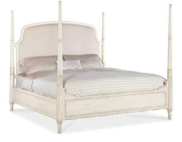 Hooker Furniture Americana Queen Upholstered Poster Bed With Cream Headboard, Molasses Oak Finish, Distressed Charm 88.00 L x 82.00W x 75.75H 7050-90666-02
