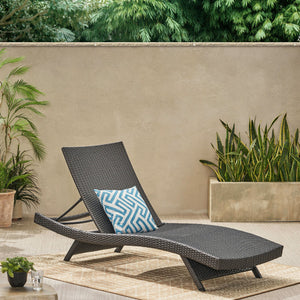 English Elm Christopher Knight Home® - Salem Pe Wicker Chaise Lounge - Stylish Grey Outdoor Seating With Weather-Resistant Comfort 52005.00GRY