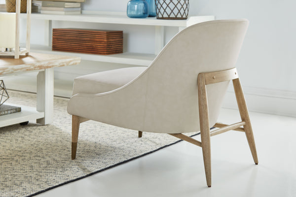 A.R.T. Furniture Harvey Accent Chair - Contemporary Tawny Design With Pocket Coil Cushion And Luxurious Fiber Pillow  Parrawood Solid Frame In The Tawny Finish 765514-5803