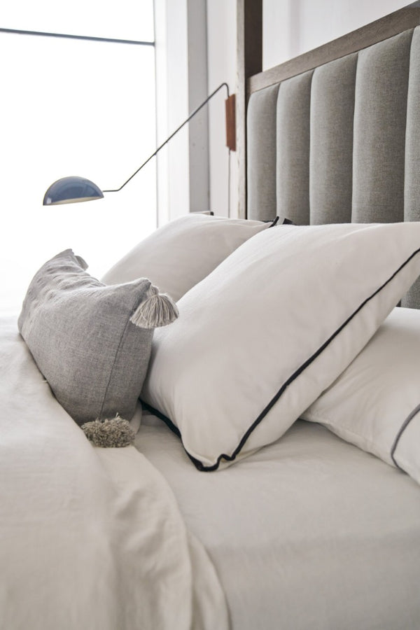 Hooker Furniture Miramar King Poster Bed With Tall Canopy, Cleary Cement Channel Headboard & Rustic Arabica Finish 6202-90666-TALL