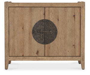 Hooker Furniture Vineyard Two-Door Nightstand In Sonoma Pecky Hickory — Rustic Farmhouse Storage With Soft-Close Doors And Hammered Metal Accents 6952-90516-80
