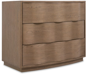 Sonnet Bachelors Chest Medium Wood 6072-90017-85 Hooker Furniture