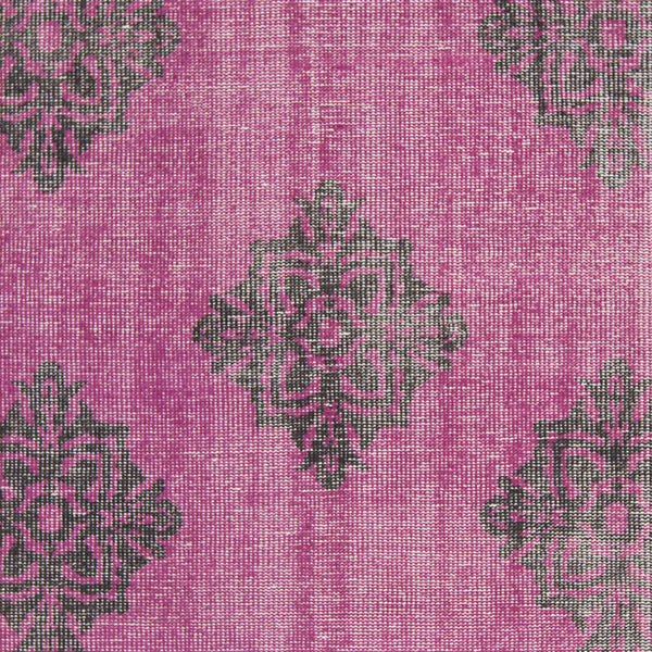 Surya Zahra 2' X 3' Handmade Wool Rug - Timeless, Durable, Low-maintenance Floor Covering For Any Room Fuchsia Wool Zha4022-5686