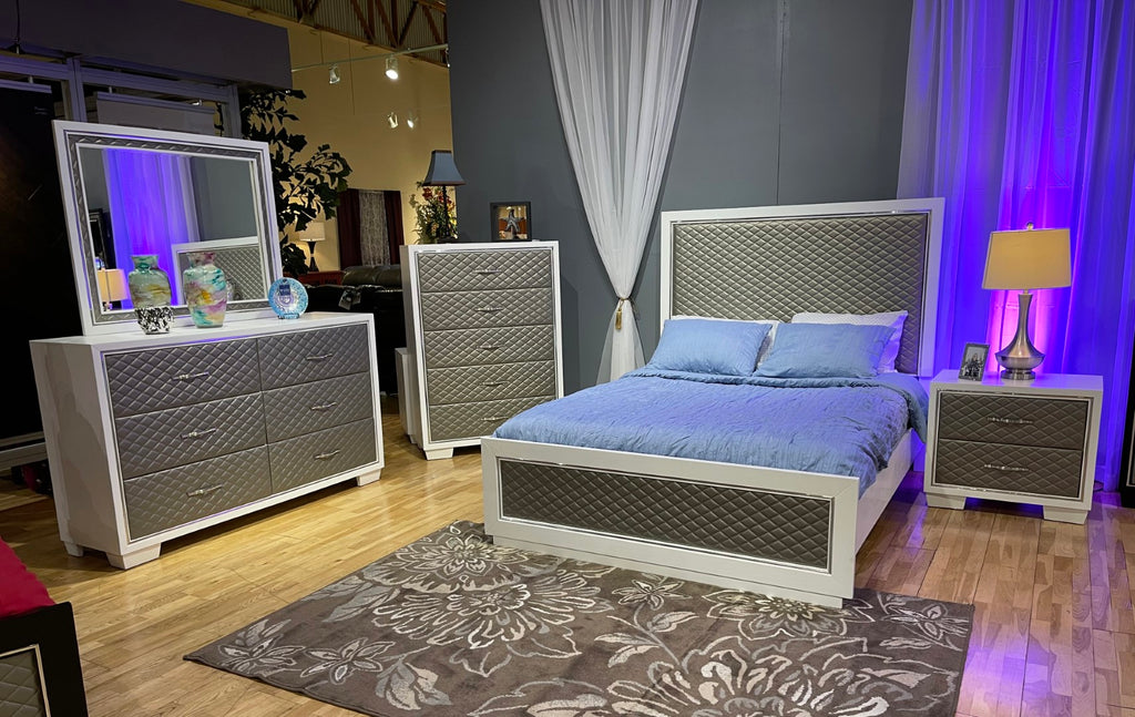 New Classic Furniture Luxor Nightstand White B2025W-040