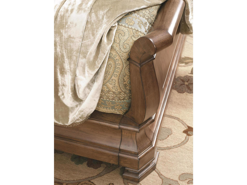 Universal Furniture Pennsylvania House New Lou Louie P's Sleigh Bed Complete Cal King 6/0 07177B-UNIVERSAL