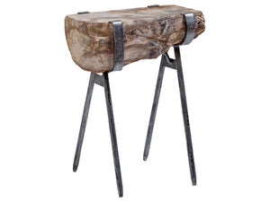 Signature Designs Wyatt Spot Table