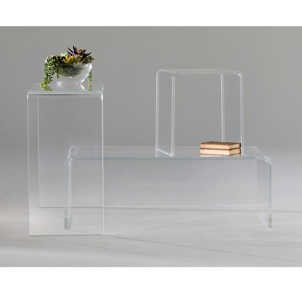 Veobreen 16-inch Side Table in Clear Acyrlic