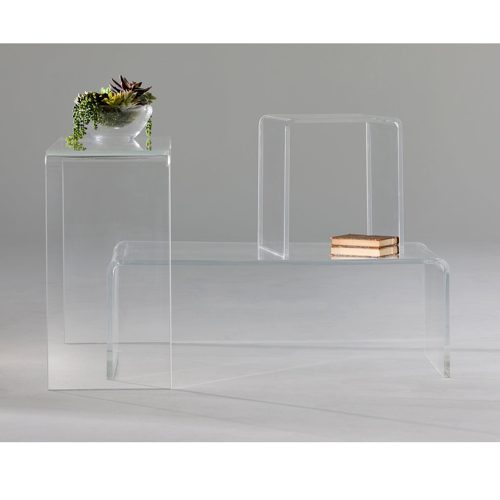Veobreen 16-inch Side Table in Clear Acyrlic