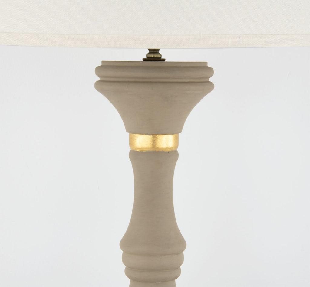 Zeugma 221 Proper Table Lamp