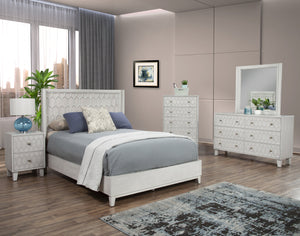 Denver California King Panel Bed – Chic Honeycomb Design, Versatile Gray Finish for Any Bedroom Style