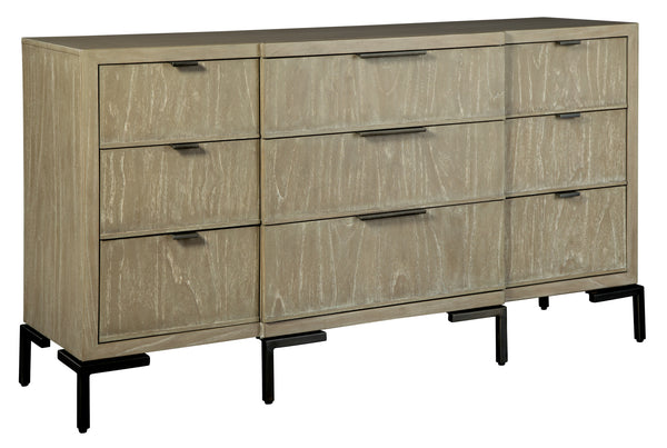 Hekman Furniture Scottsdale Break Front Dresser 25360