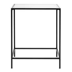Arvi 18" Side Table in Clear Glass with Black Base