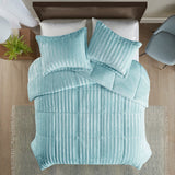 Madison Park Duke Glam/Luxury 100% Polyester Faux Fur Comforter Mini Set Aqua King/Cal King: 104x90"/20x36+2"(2) MP10-7633