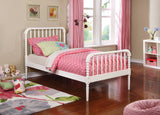 Jones Traditional Bed White