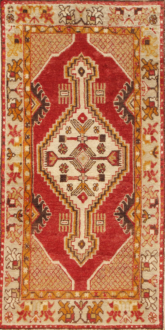 Pasargad Vintage Anatolian Collection Ivory Lamb's Wool Area Rug 000451-PASARGAD