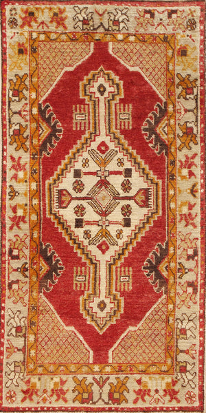 Pasargad Vintage Anatolian Collection Ivory Lamb's Wool Area Rug 048833-PASARGAD