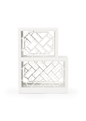 Chip - Elegant Chippendale Side Shelf Table in Green with Stunning Chantilly Lace Finish