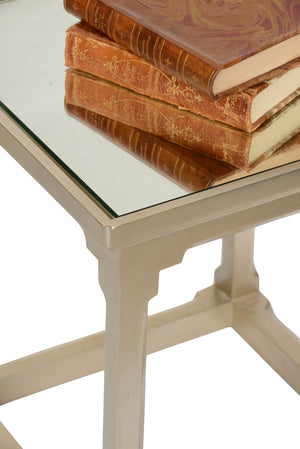 Vinh Table: Elegant Silver Leaf End Table with Mirrored Top - Perfect for Modular Coffee Styles!