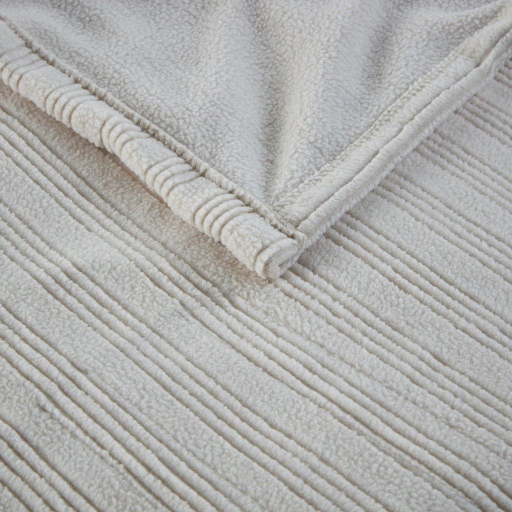 Serta Ribbed Micro Fleece Casual 100% Polyester Tri-rib Fleece Heated Blanket Tan King: 100x90" ST54-0165