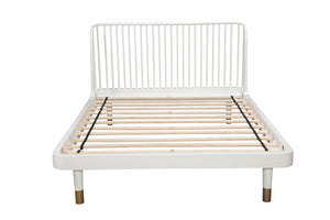 Alpine Furniture Madelyn Standard King Slat Back Platform Bed 2010-67EK White Mahogany Solids & Veneer 80.5 x 84.5 x 43.5