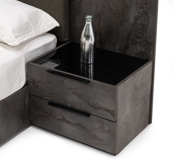 VIG Furniture Nova Domus Ferrara - Modern Volcano Oxide Grey Nightstand VGACFERRARA-NS