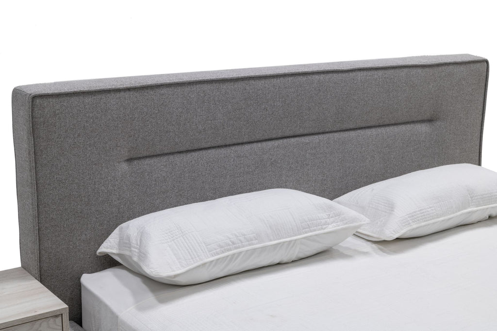 VIG Furniture Nova Domus Juliana - Italian Modern Dark Grey Upholstered Bed VGACJULIANA-BED