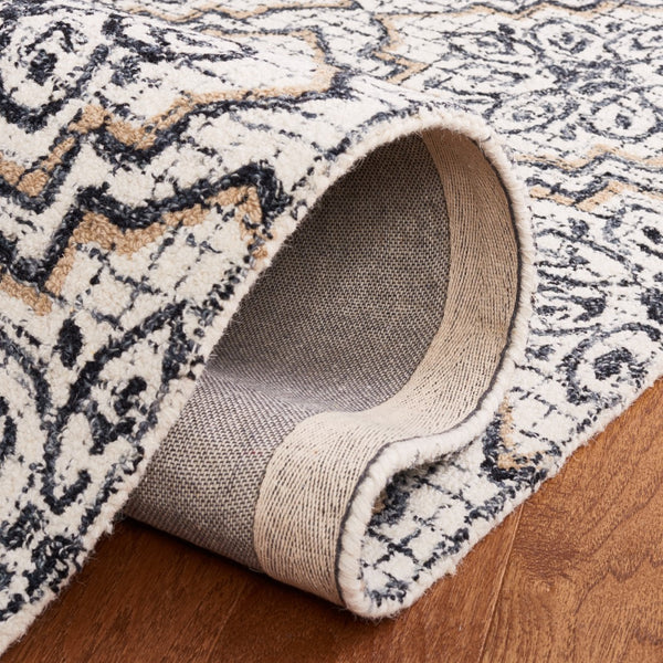 Safavieh Abstract 201 Hand Tufted Wool/Cotton Rug ABT201N-8